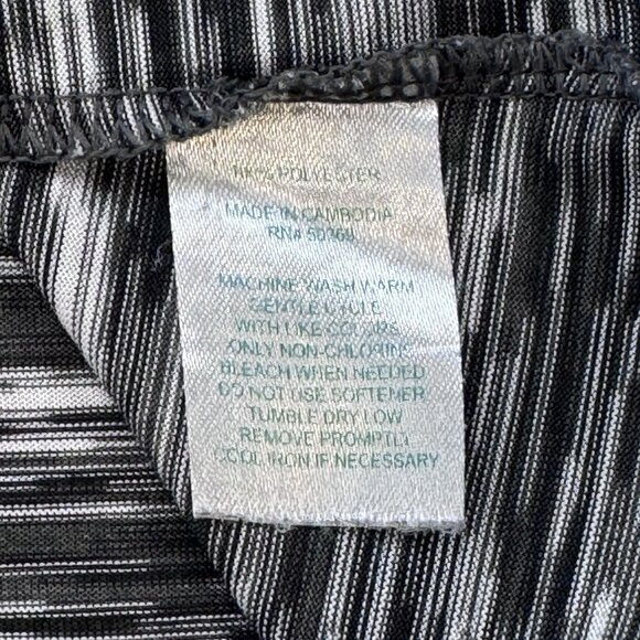 Energy Zone Womens Small Speed-Dri Black Gray Striped V-Neck Activewear T-Shirt - Picture 7 of 14